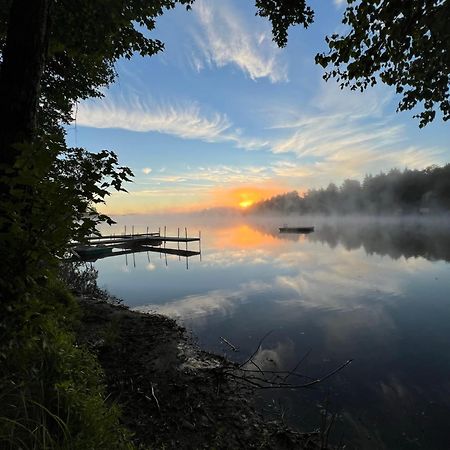 Elemental Resort Gwinn Екстер'єр фото
