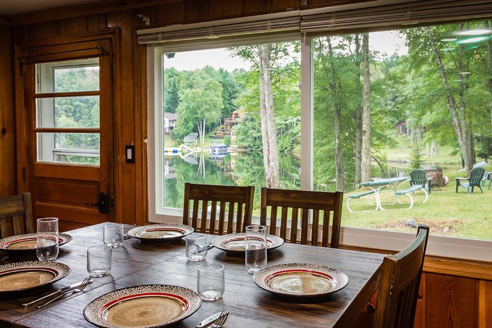 Elemental Resort Gwinn Екстер'єр фото
