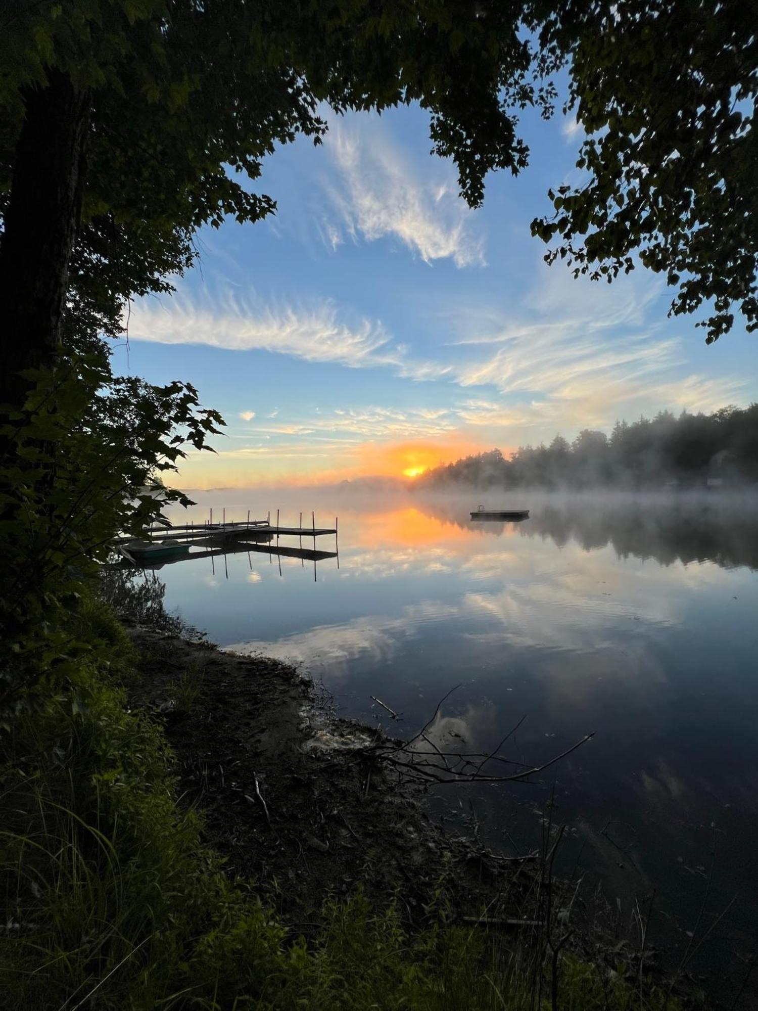 Elemental Resort Gwinn Екстер'єр фото